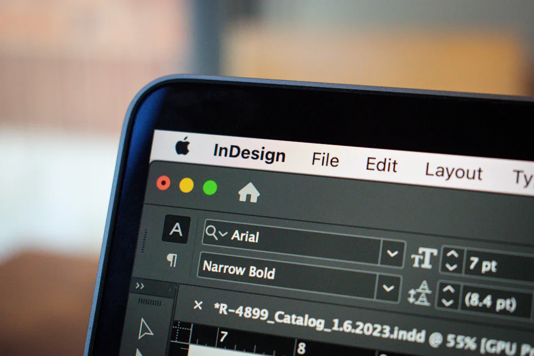 Adobe、Creative Suite をチャットボット化——Firefly AI Assistant で複雑な作業を自動化