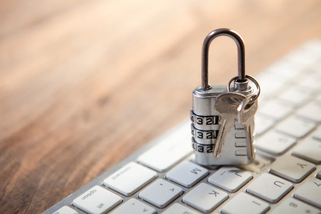 AIエージェント・フィーバーの陰で加速するセキュリティ脅威、OpenClawで12%マルウェア汚染