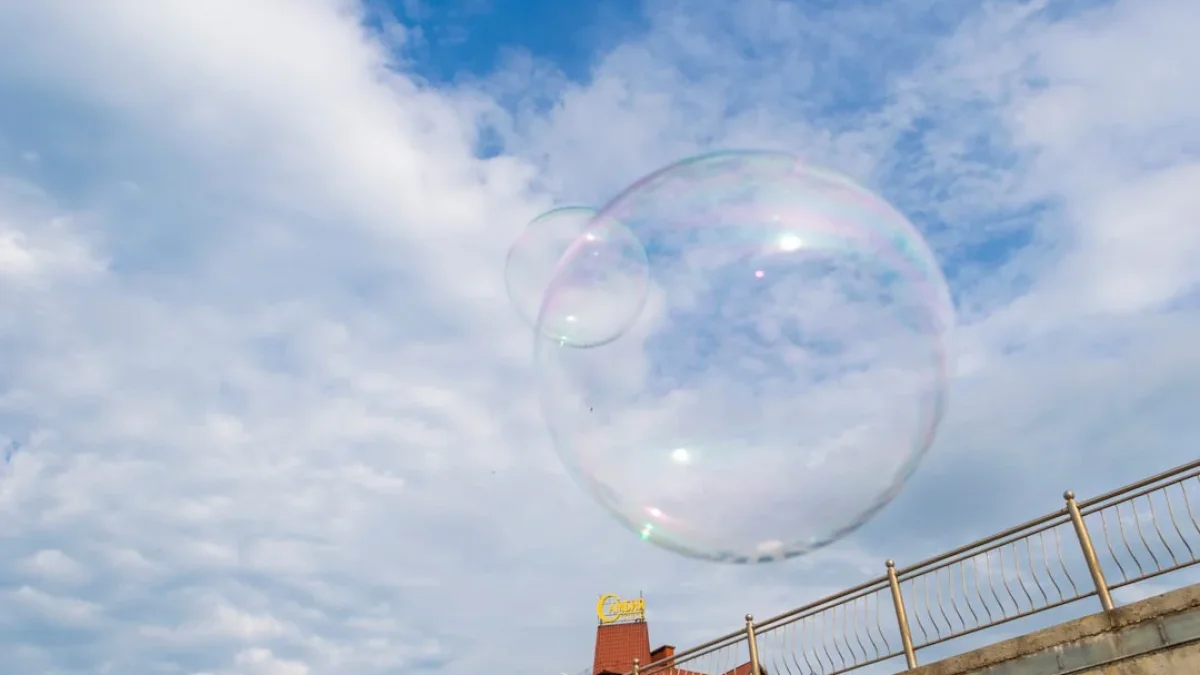 AIバブルを見抜く3つの視点――賢い判断のために