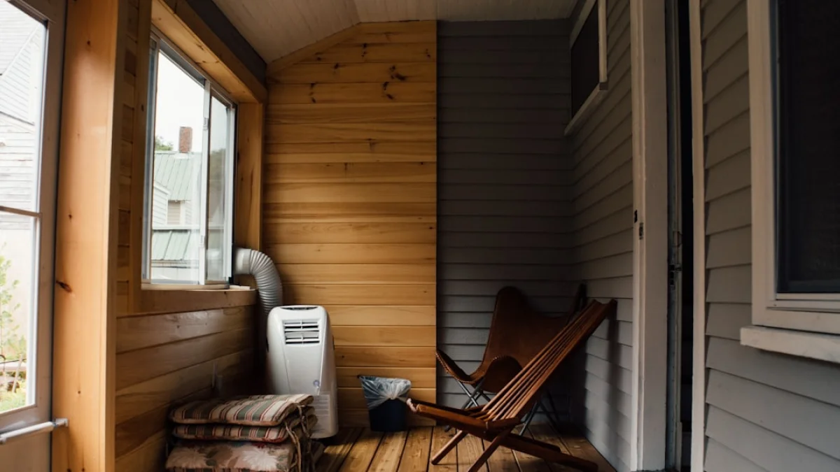 Airbnb、米加で対応の3分の1をAI化