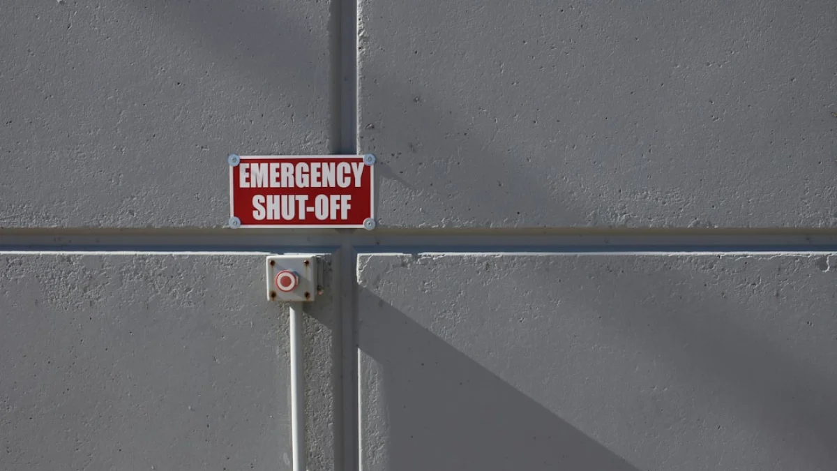 AprielGuardが導くLLM安全の新基準