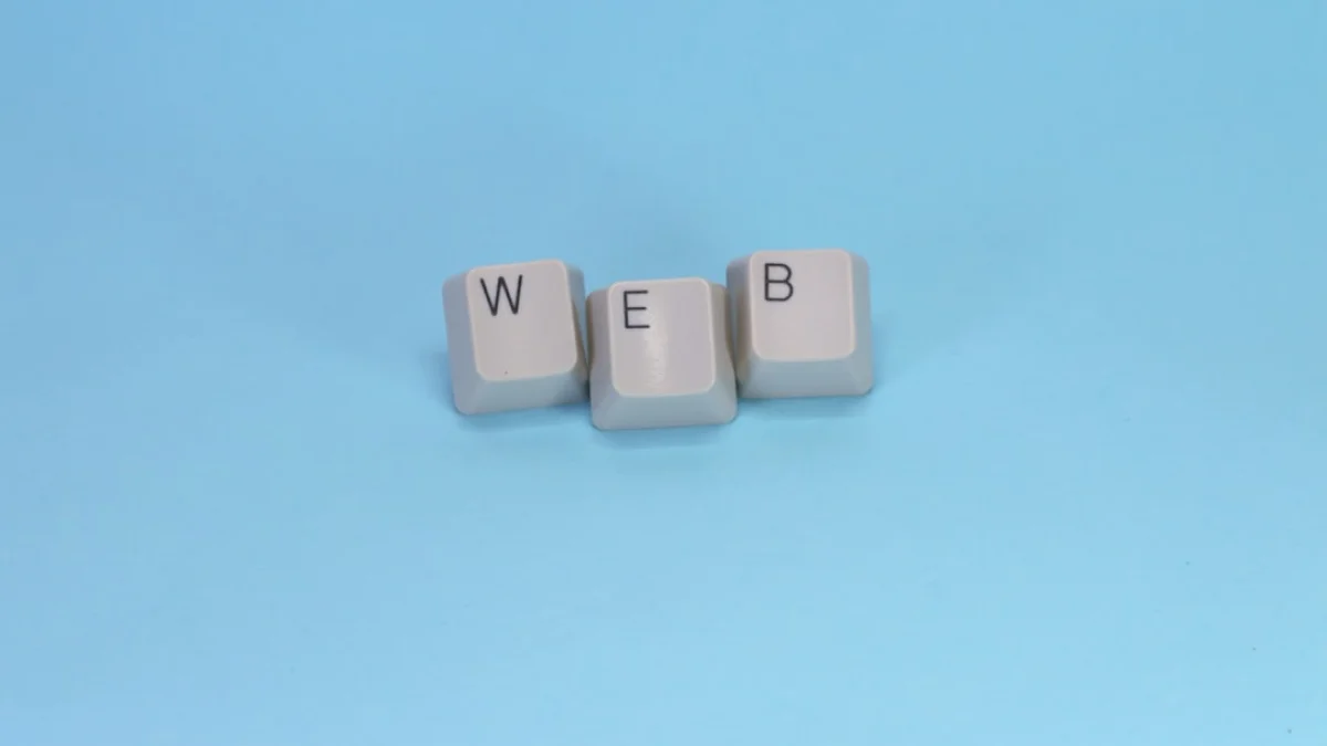 AIエージェント群が作る新ブラウザの夜明け