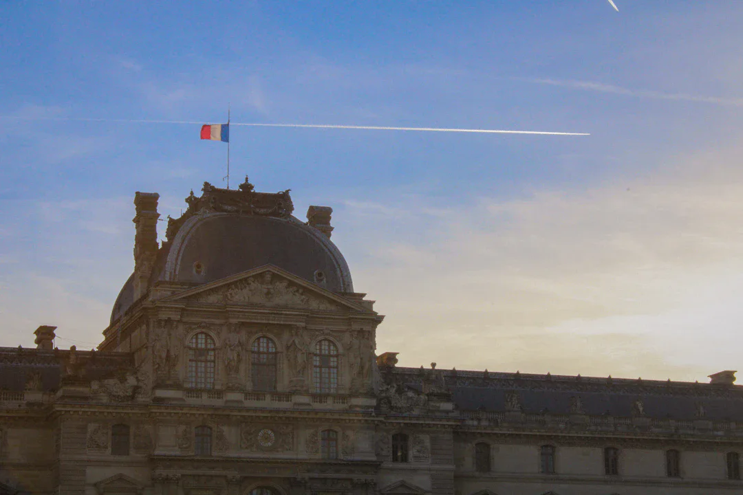 フランスがパランティア離脱、国内プロバイダー『ChapsVision』へ切り替え――データソブリンティ強化