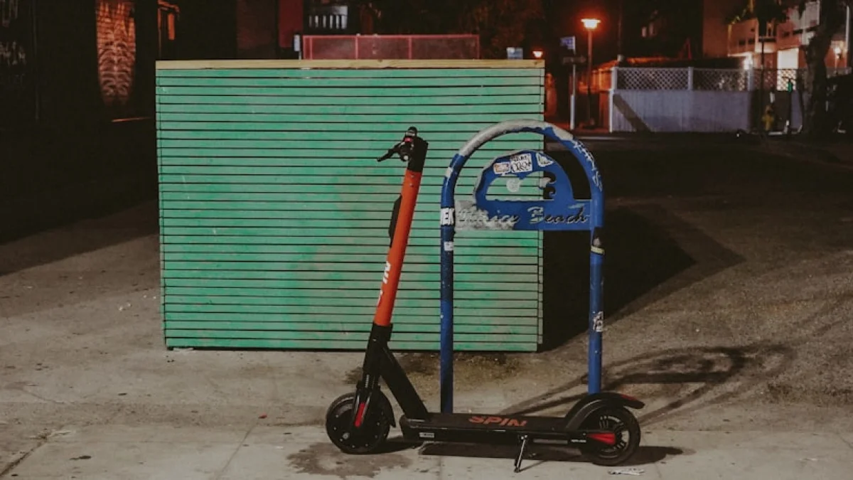 Roombaからeバイクへ 3社破綻の裏側