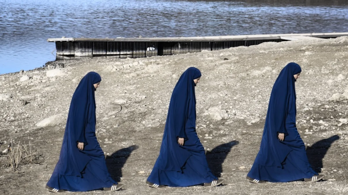 Grokで広がるヒジャーブ女性の画像悪用問題