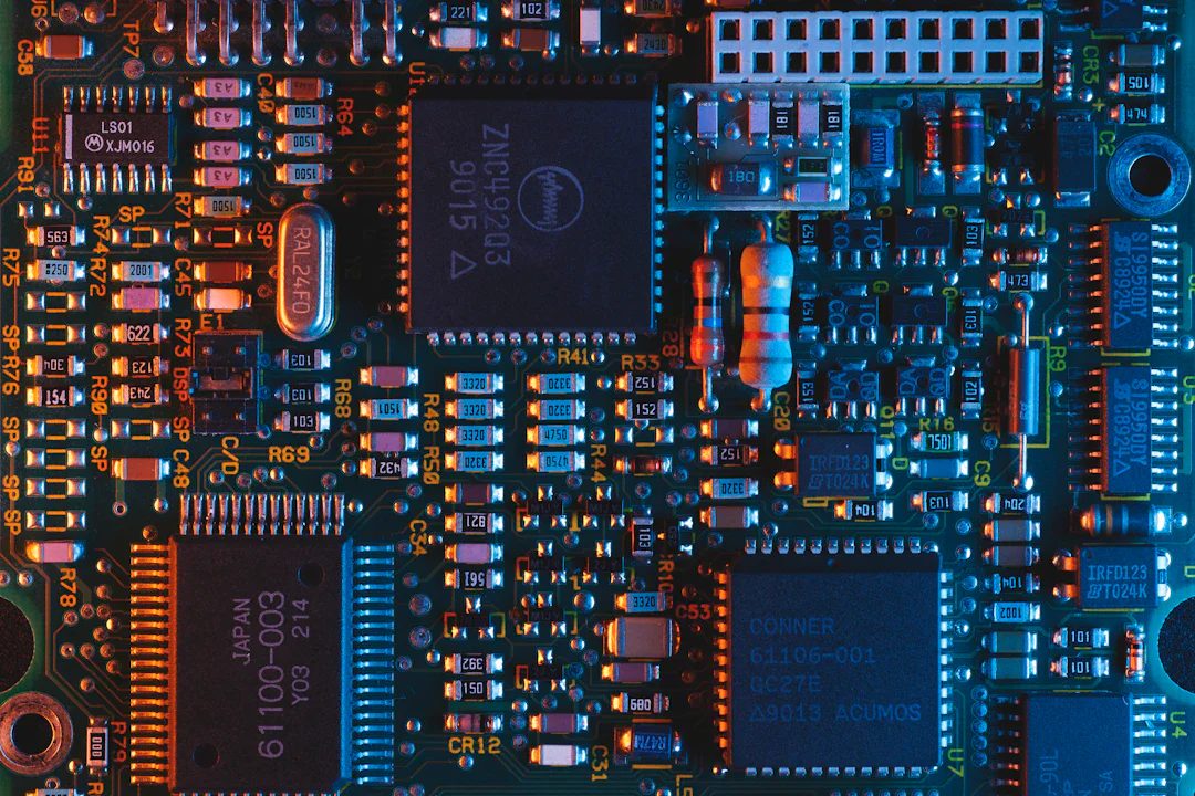 GoogleとNvidiaが300万台以上のAIチップをIntelから発注・テスト、TSMC独占体制が揺らぐ
