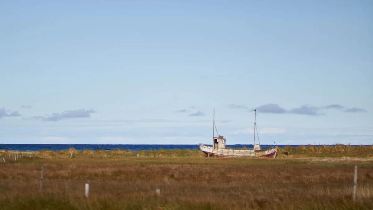海上風力の下にデータセンターを置く新提案