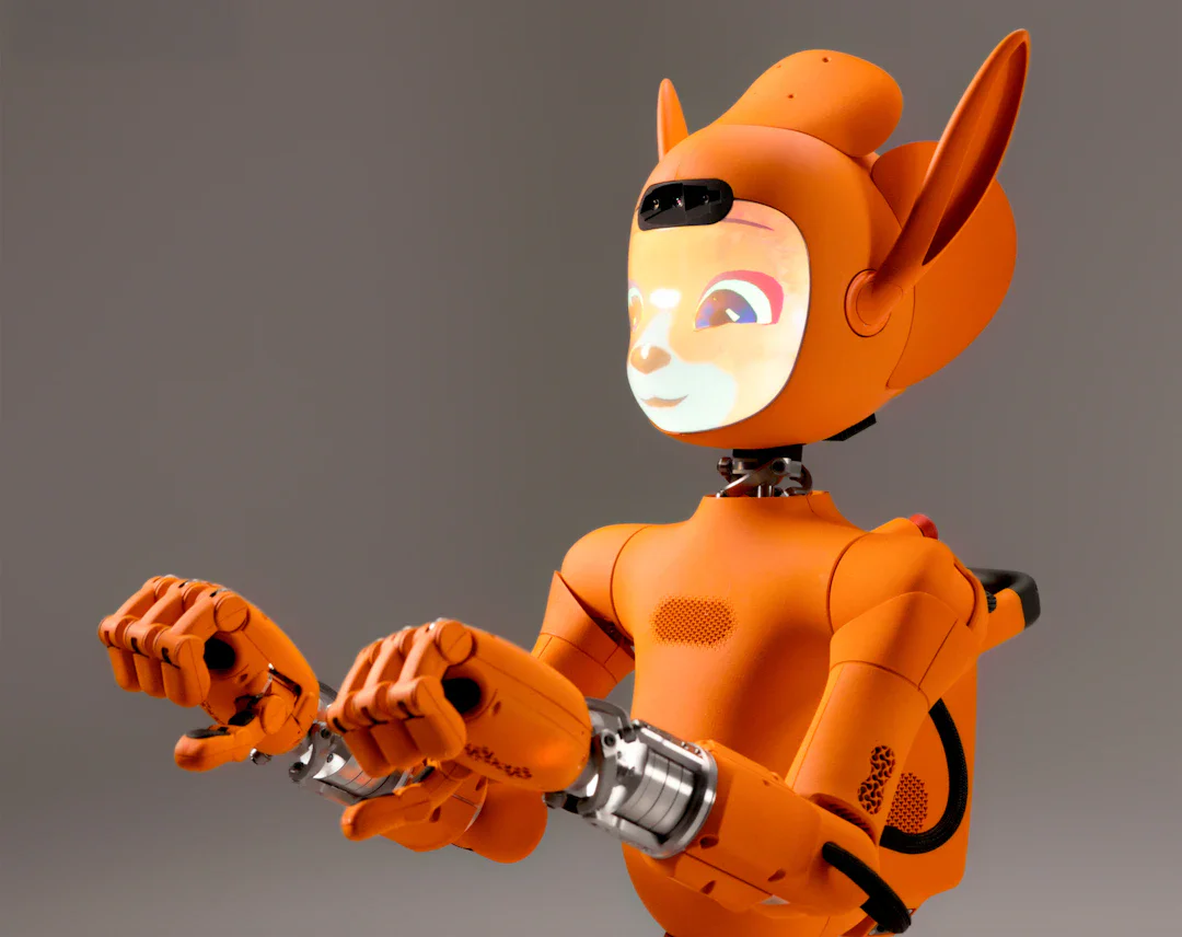 音声認識で高齢者を個別識別――スペイン Mía ロボット Madrid で実装