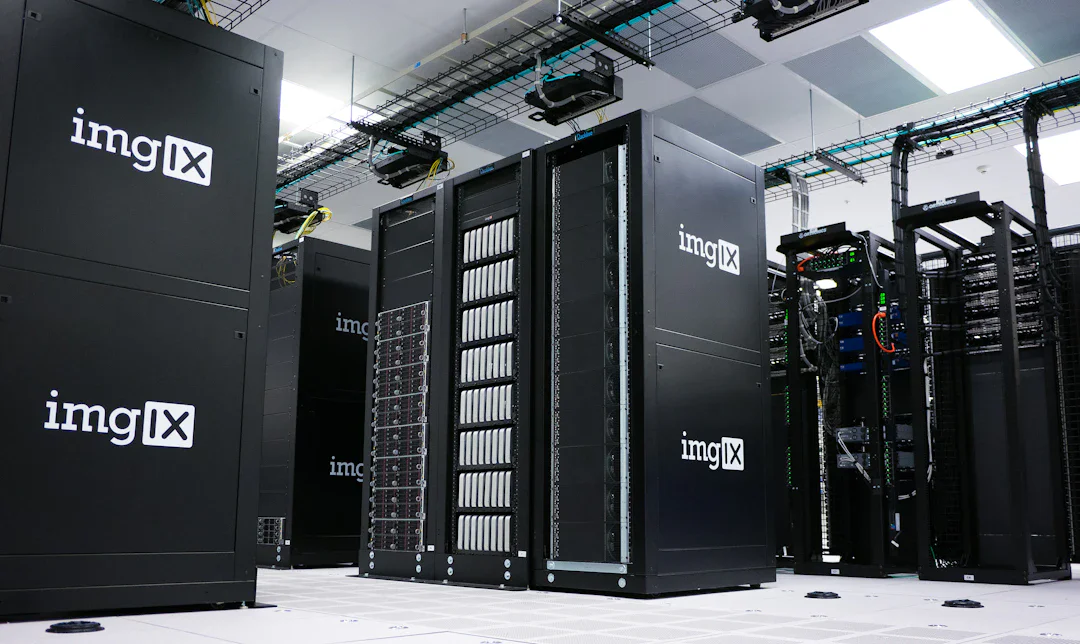 Moonshot AI、Kimi K3をAzure・AWS・Google Cloudでホスティング交渉、中国AI初の米クラウド提携なるか