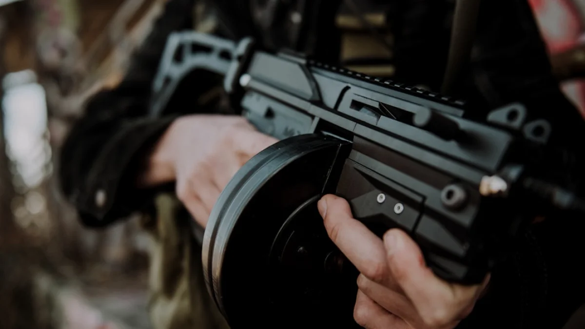 OpenAI、銃乱射示唆で警察通報を検討