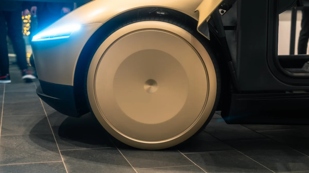 Pony AI×トヨタ、1000台のrobotaxiに挑む