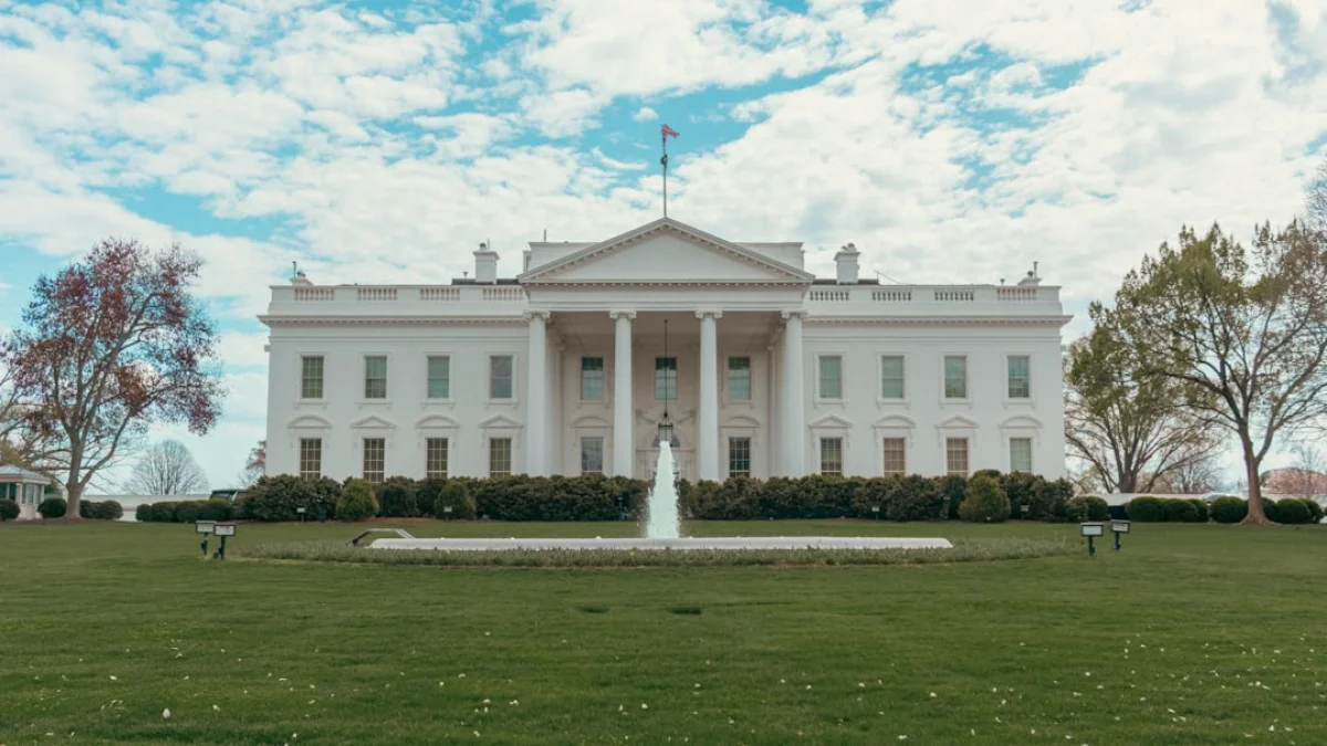 トランプ政権とAI軍事利用の波紋、世界の注目