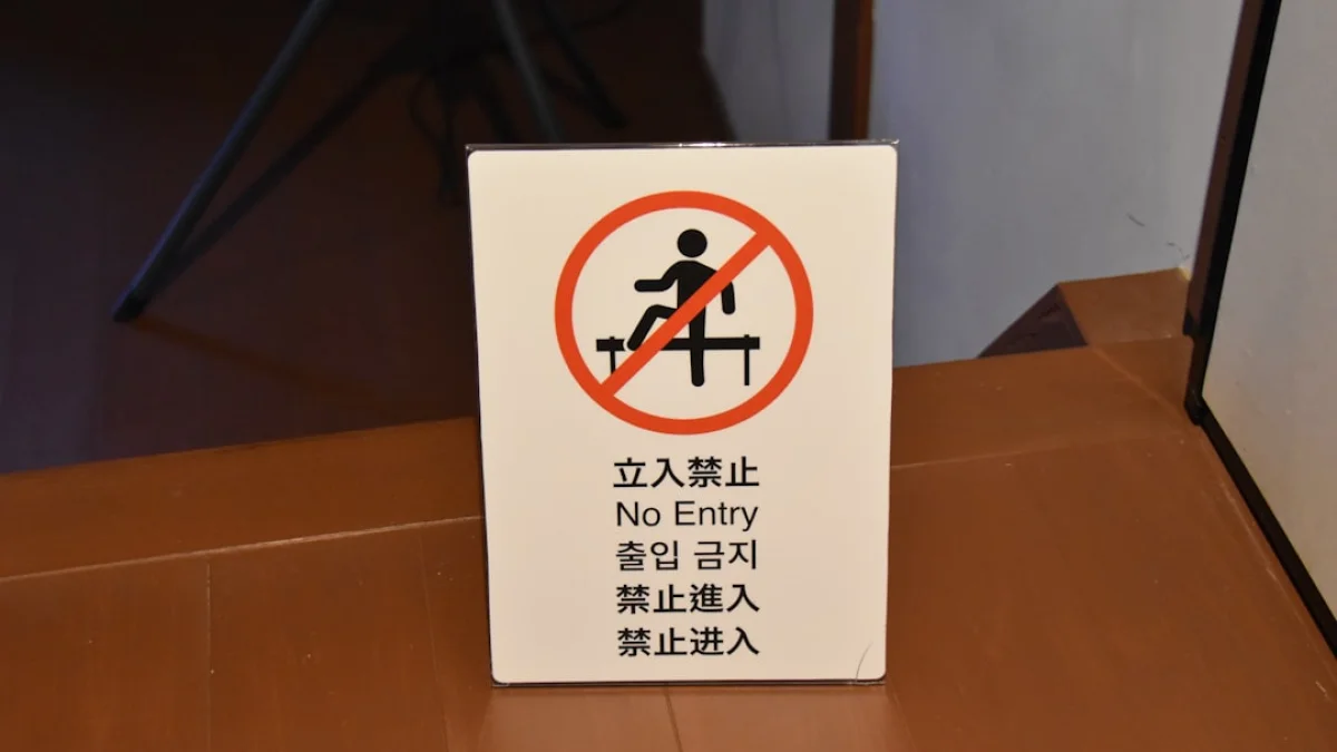 英国で100人超の議員がAI規制を要求