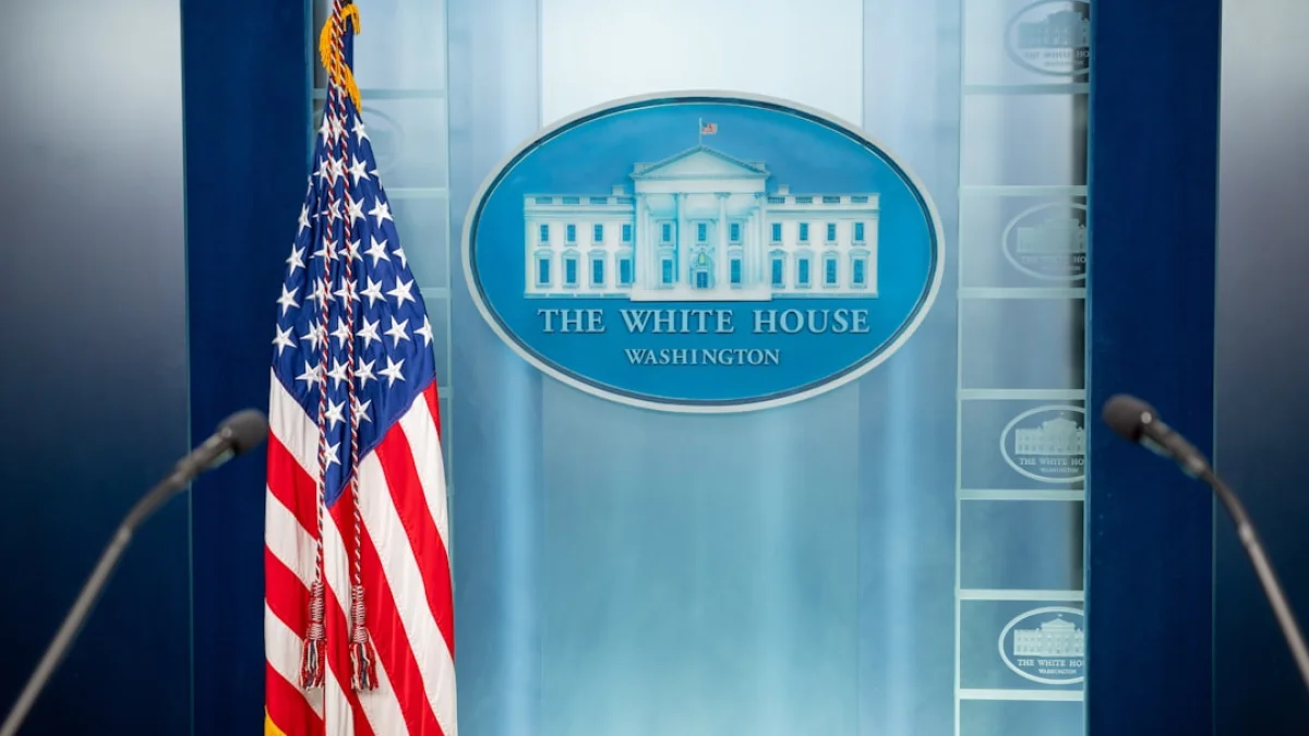 ホワイトハウス、AI連邦命令草案を一時停止