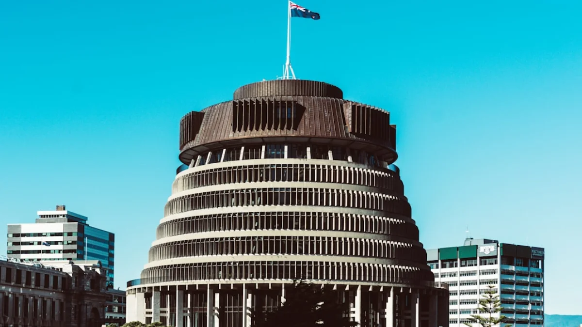 XとGrokの深偽造問題とNZ法の遅れ